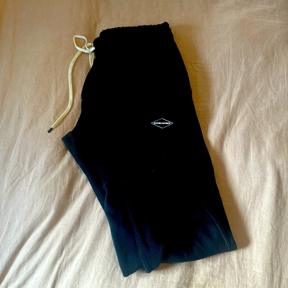 Daniel Patrick Polar Fleece Roaming 100% Polyester sweatpants.